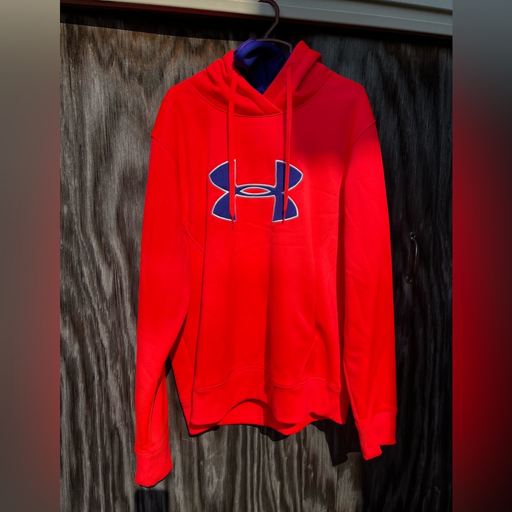 Bright vibrant pink/purple women under armour hoodie sweatshirt XL